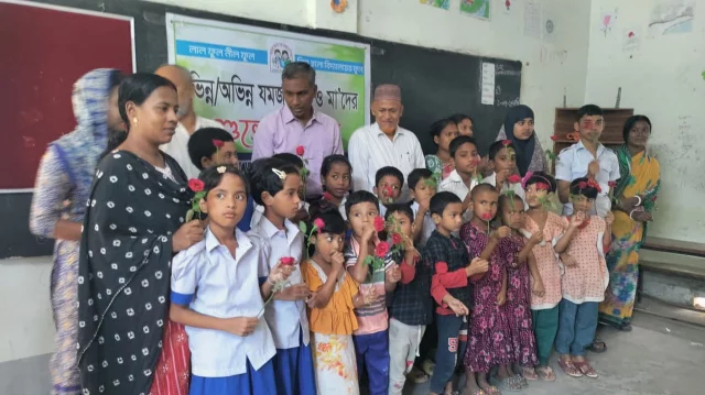 বদরগঞ্জে এক স্কুলেই ২০ যমজ শিক্ষার্থী